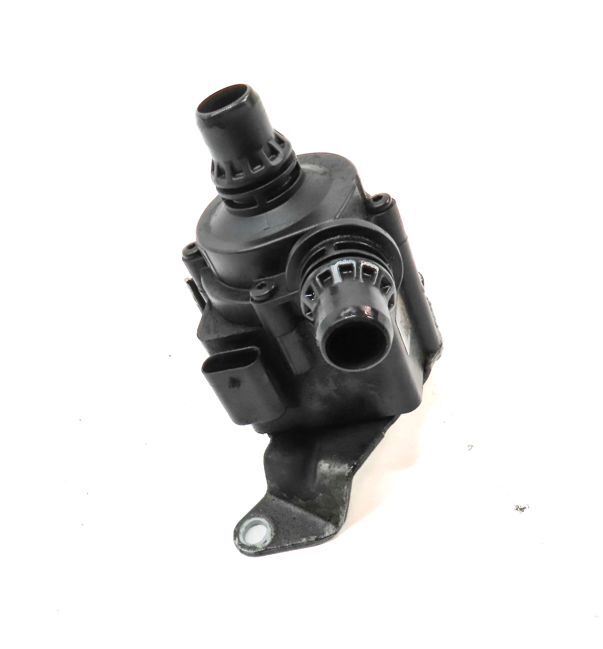 2015 BMW X5 (F15) 3.0L DIESEL (N57T) ENGINE AUXILIARY WATER COOLANT PUMP — exact item pictured